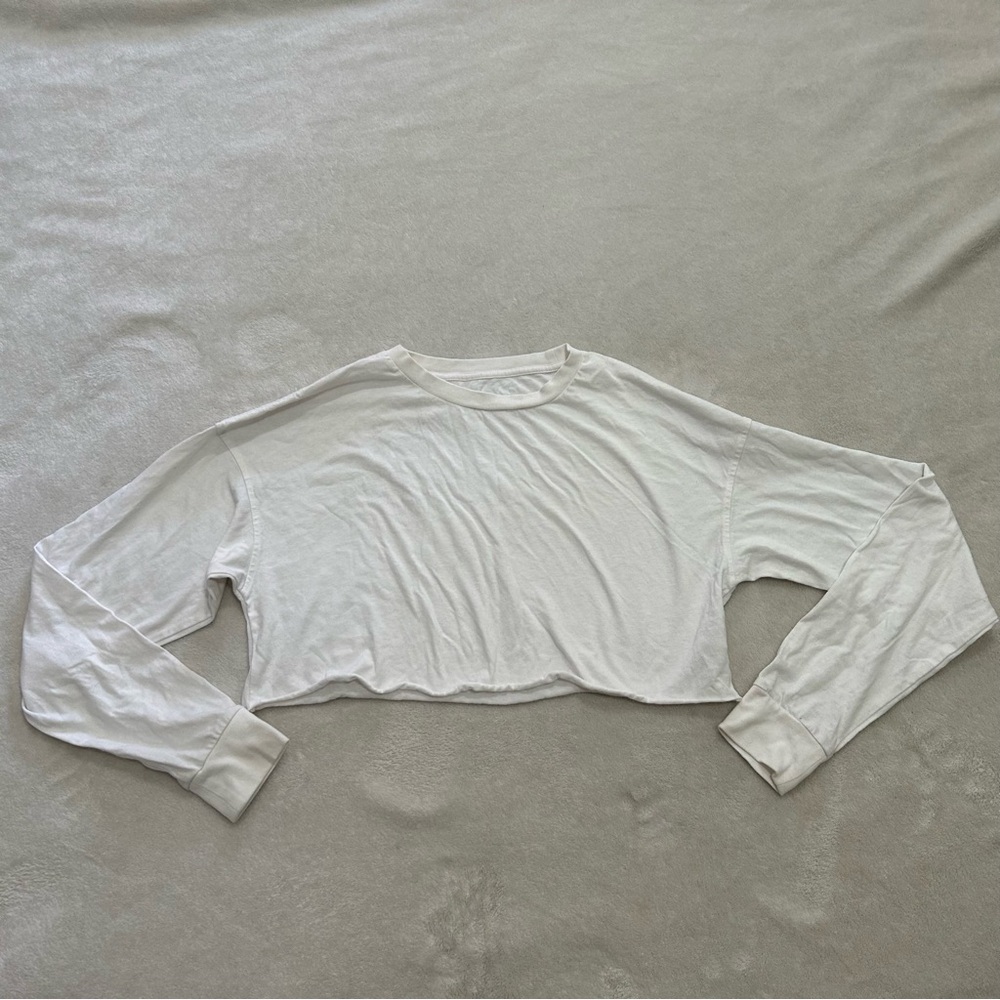 Balance Athletica/Vitality White Long Sleeve Crop Top